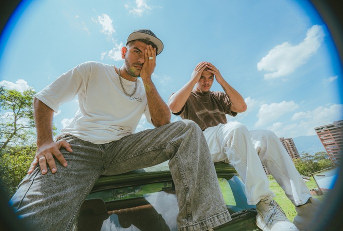 Los monterianos 'Chamo' y Salet presentan 'Mbmd'
