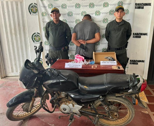 Cayó con drogas y un revólver en Caimito