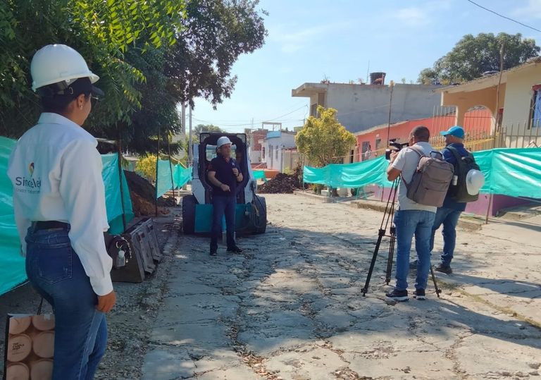 Arrancó mejoramiento de 14 vías en barrios