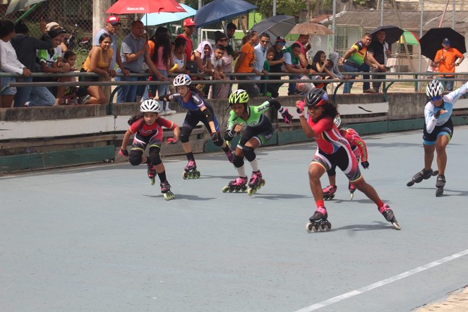 Liga Sucreña de Patinaje cerró el año con Festival