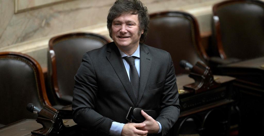 Milei convocó a sesiones extraordinarias en el Congreso