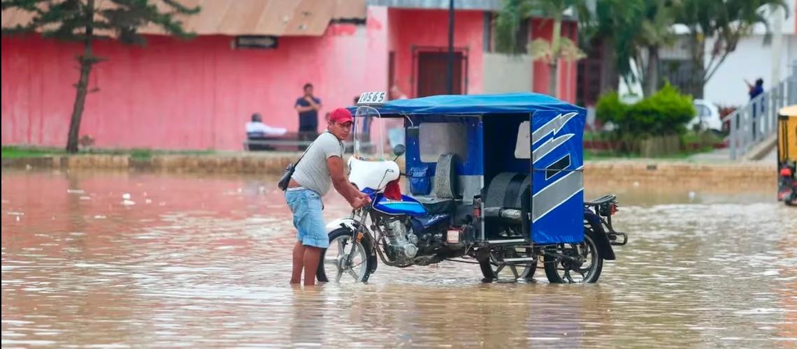 142 distritos están en riesgo por lluvias en Perú