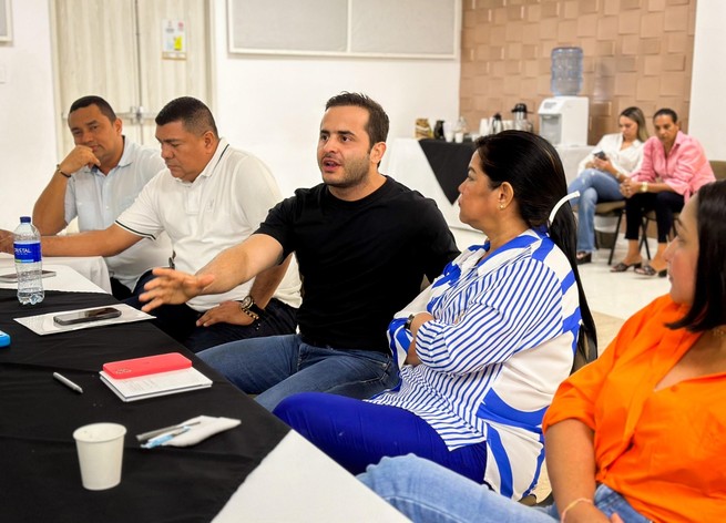 Comprometido con acueducto costanero