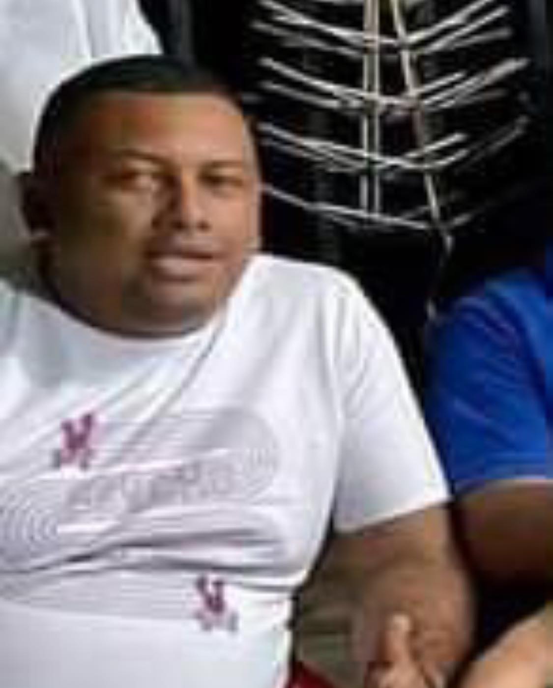 Lo asesinaron saliendo de su casa
