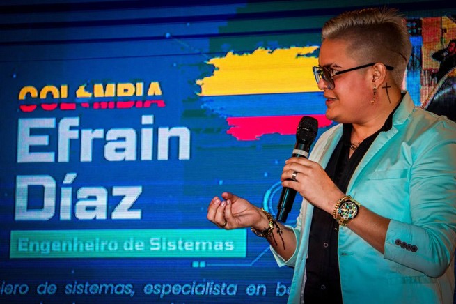 El artista sucreño Efraín Diaz y su exitosa trayectoria