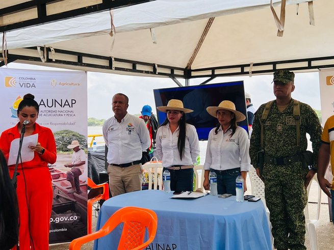 Aunap benefició a 17 asociaciones de pescadores de Magangué