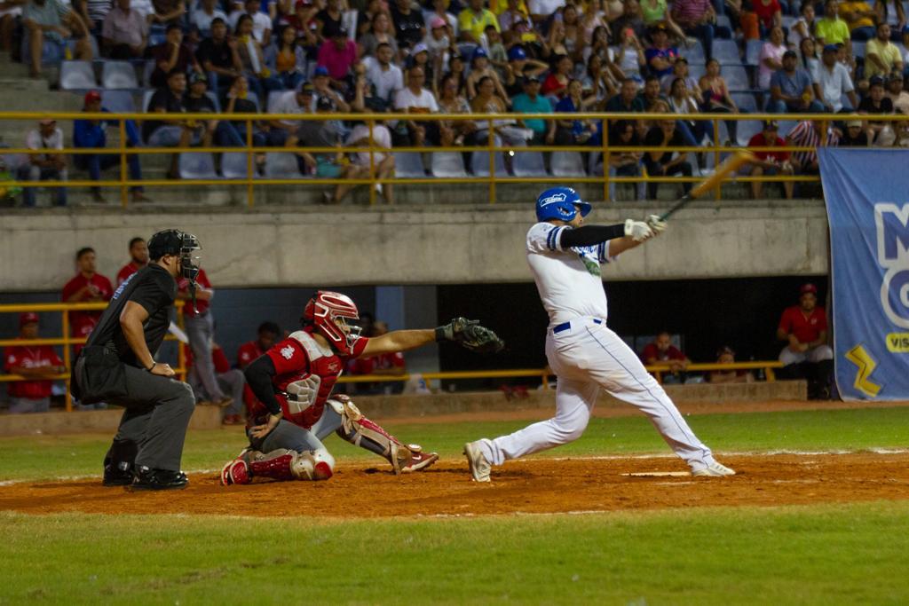 Vaqueros a un paso de la final