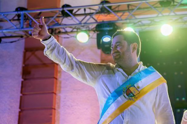 Carlos Mario ‘Coto’ Manzur se posesionó como alcalde de Lorica
