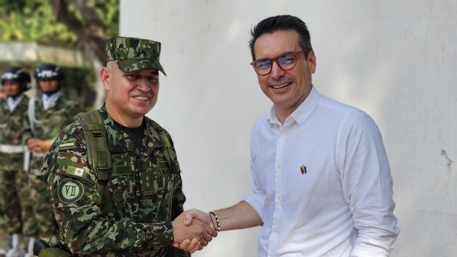 Carlos Ordosgoitia visitó la Brigada 11 del Ejército en su último día de Gobierno