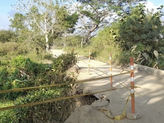 Cierran la vía Martinica-Leticia-Loma Verde por falla técnica de un box coulvert