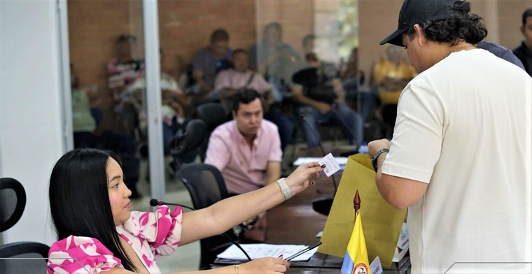 Asamblea Departamental eligió comisiones permanentes