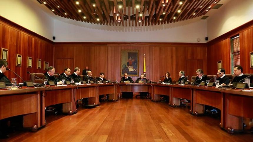 Anulan circular que prohibía tener dos o más contratos con el Estado