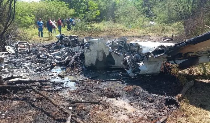 Accidente de avioneta dejó un muerto y cinco heridos