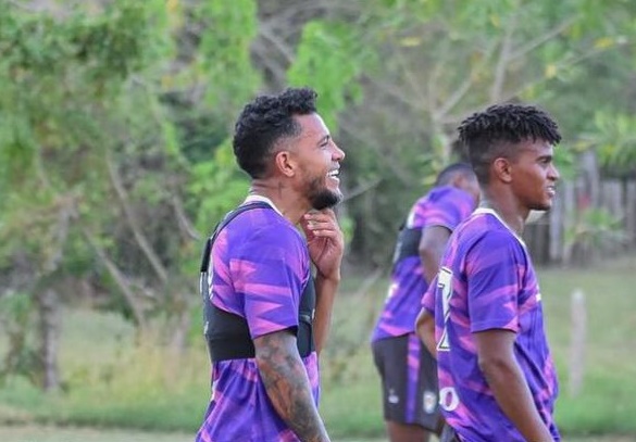 Morelos ya entrena con Jaguares