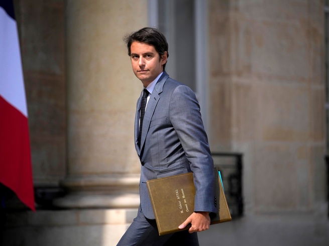 Macron nombró a Gabriel Attal como nuevo primer ministro de Francia