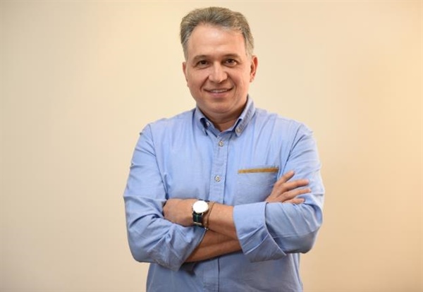 Javier Lastra renunció a la gerencia de Afinia