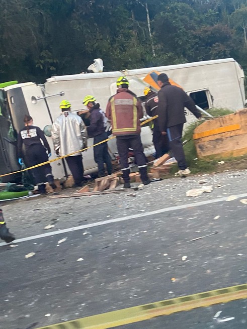Cinco muertos en accidente de bus que cubría ruta Tolú-Medellín