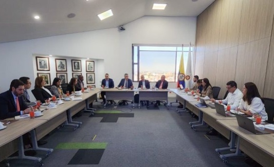 Gobierno firmará un convenio para fortalecer los puestos de salud en las regiones