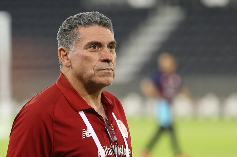 Sigue en vilo la contratación del técnico del América