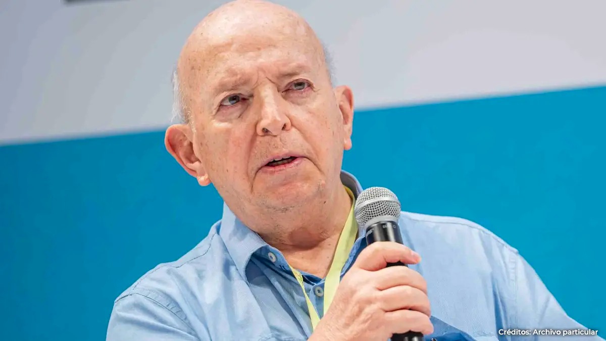 Habló de financiación al Eln
