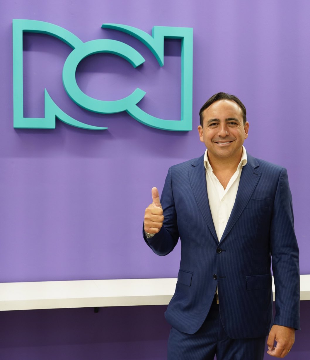 RCN le da la bienvenida a Mario Sábato