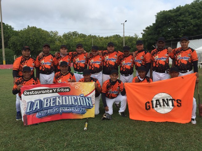 Inicia el Nacional de Sóftbol Plus-50