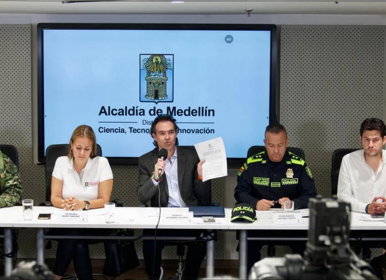 Federico Gutiérrez firmó un decreto que prohíbe el consumo de drogas en espacios públicos