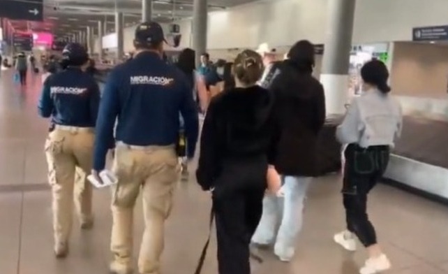 Fueron repatriadas 7 de las 8 colombianas que estaban en México