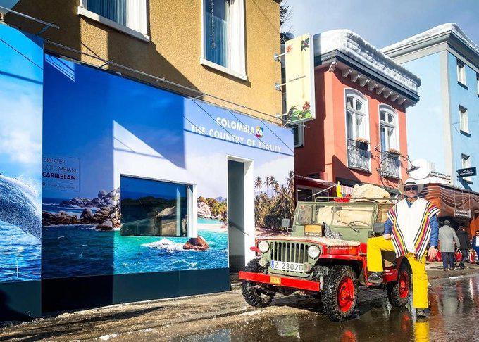 PGN investigará si hubo 'derroche' por casa en Davos