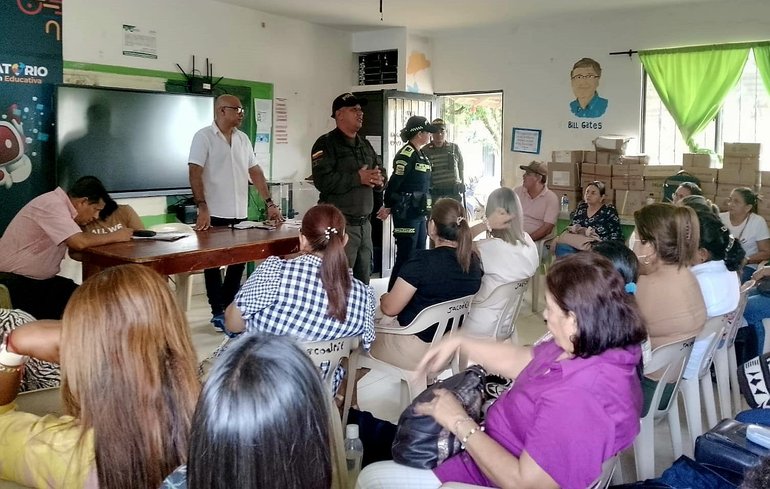 La Policía Decor inició el plan de visitas a colegios