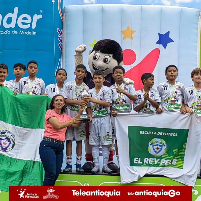 Gracias Rey Pelé por dejar en alto a Córdoba