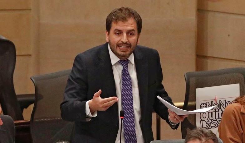 "El gobierno de la “salud preventiva” dejó perder $70.000 MM en vacunas para niños": Andrés Forero