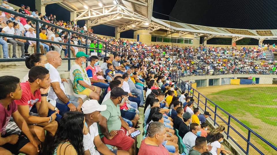 Lorica quiere su equipo de béisbol profesional