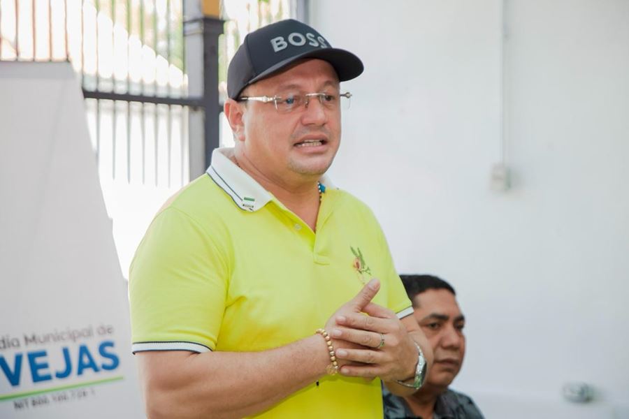 Trabajará por la transformación de la educación en Ovejas