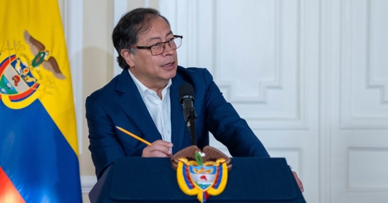Petro se pronunció tras suspensión del Canciller