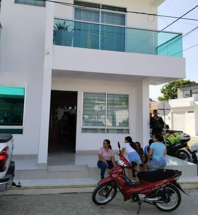 Roban en la casa de los hermanos Fuentes Corbis en Ciénaga de Oro