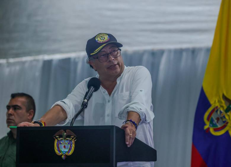 “No hay que devolverle el poder a la oligarquía colombiana”: Petro