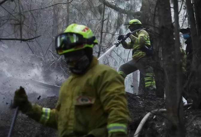 Bomberos convocan 'sirenazo' por falta de apoyo