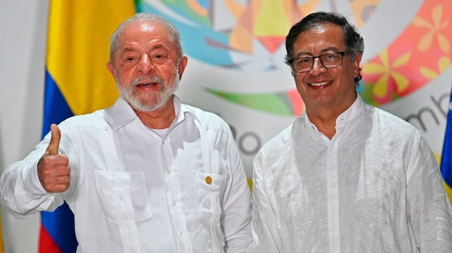 Petro y Lula buscan crear un puesto regional para atender emergencias por incendios