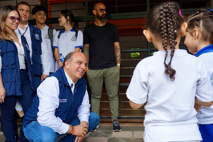 Más de 325.000 niñas, niños y adolescentes, en riesgo de quedarse sin el Programa de Alimentación Escolar
