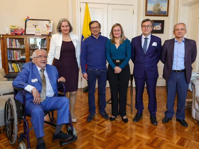 Presidente Petro posesionó a Cielo Rusinque como como superintendente de Industria y Comercio
