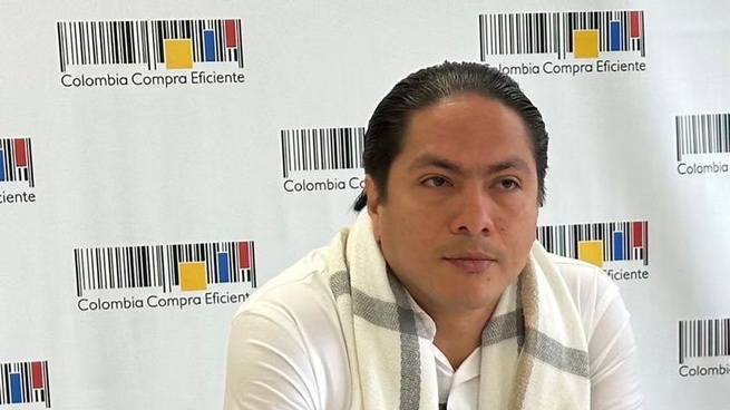 Petro acepta la renuncia del director de Colombia Compra Eficiente