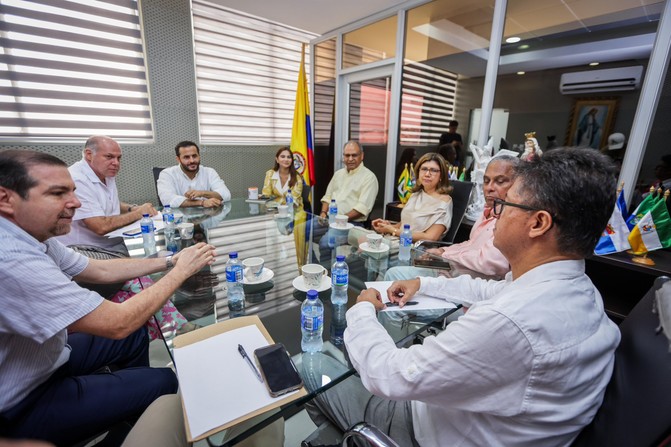 "Acordamos una colaboración armónica": Gobernador se reunió con presidentes de Tribunales