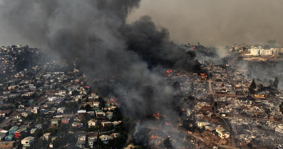 Incendios en Chile ya dejan 122 personas muertas