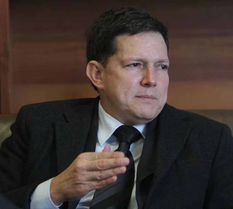 Exministro de justicia exige veeduría internacional