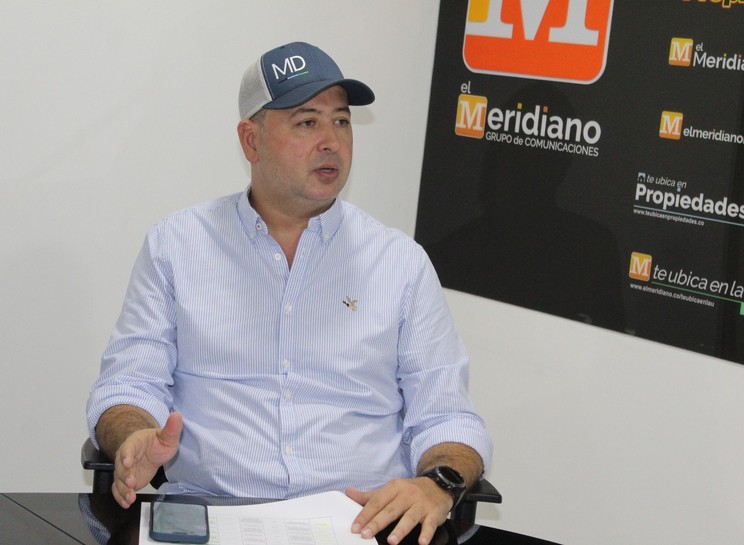 "Planeada y sistemática": Senador Marcos Daniel Pineda sobre renuncia de MinDeportes