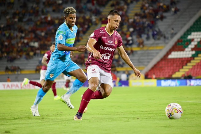 Jaguares se complica
