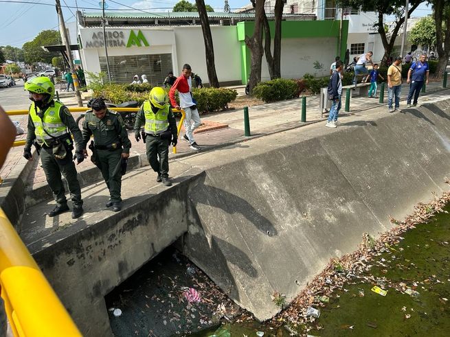 Robó y se ganó una golpiza
