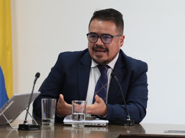 Jairo Alonso Bautista fue nombrado nuevo director de Presupuesto de MinHacienda