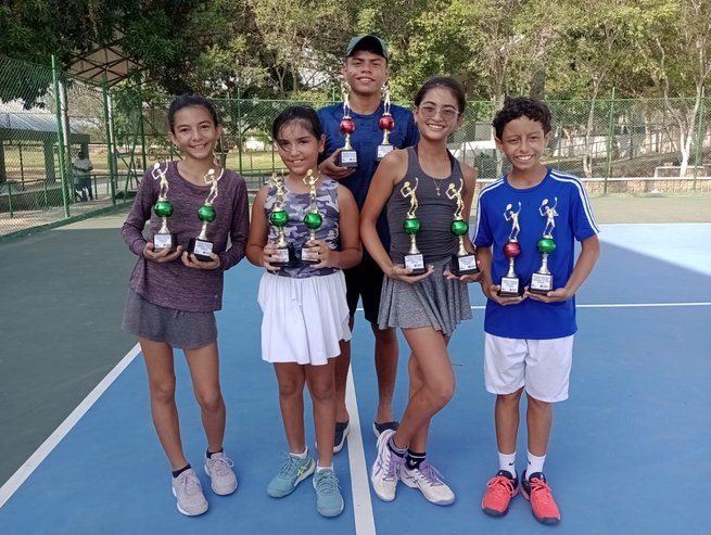Sucre mandó en el G4 de tenis